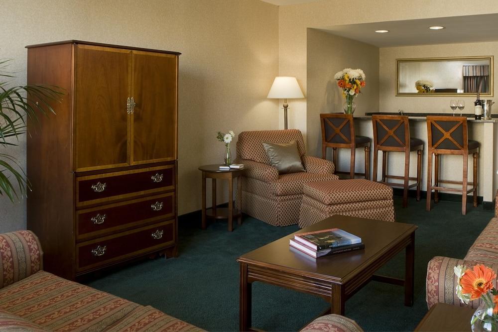 Holiday Inn Arlington At Ballston By Ihg Zewnętrze zdjęcie