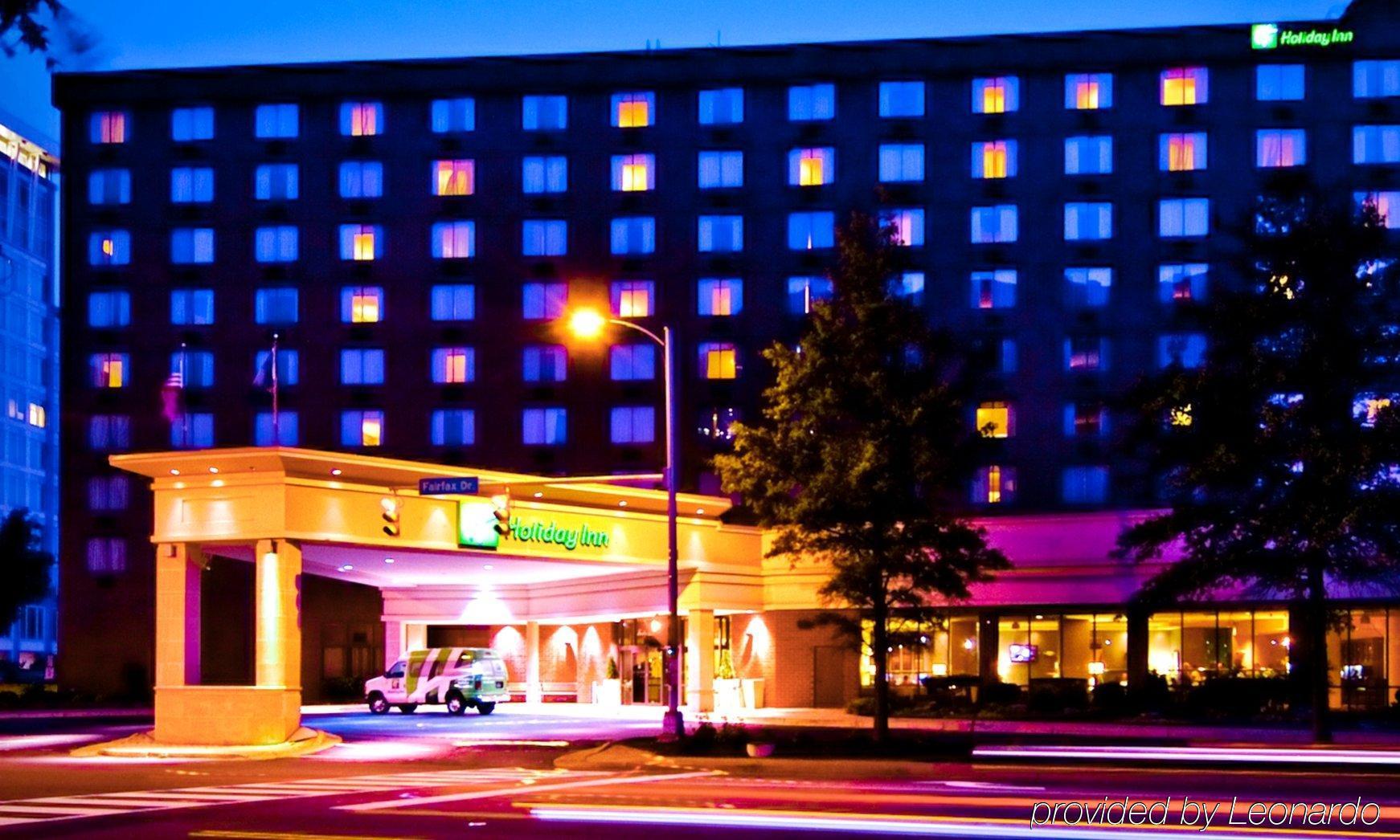 Holiday Inn Arlington At Ballston By Ihg Zewnętrze zdjęcie